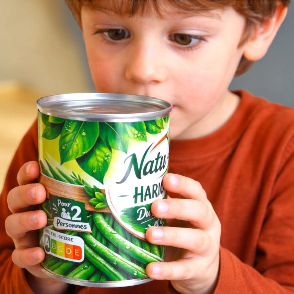 Boîte surprise  VIDE au format conserve de haricots, idéale pour offrir un cadeau original et créer un effet surprise unique.