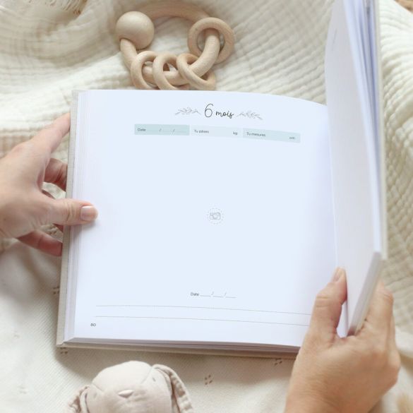 Livre Souvenirs de bébé première année - Zü