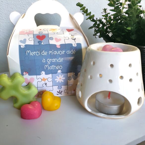 Box personnalisable brûleur de parfum + fondants Puzzle et coeurs