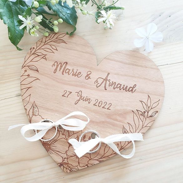 Porte alliances mariage en bois ou en plexi transparent | Coeur personnalisé