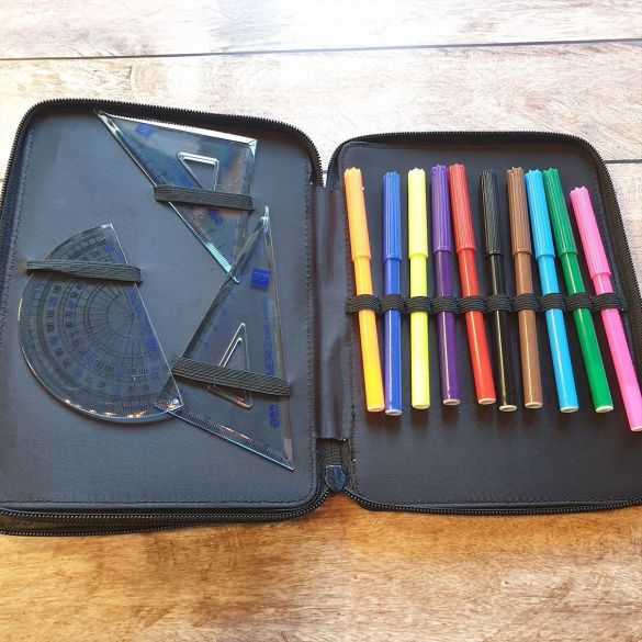 Trousse remplie crayons feutres personnalisée Renarde