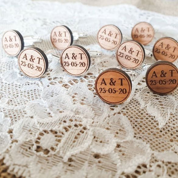 Paire de boutons de manchettes en bois personnalisé | Mariage