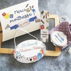 Boîte cadeau remplie pour maîtresse personnalisée