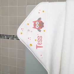 Cape de bain personnalisée en éponge | pour enfant | avec prénom | modèle Chouette rose 2