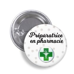 Badge Préparatrice en pharmacie à épingle fond blanc