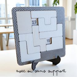 Casse tête calendrier perpetuel en bois